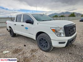 Nissan Titan 2021 5