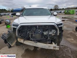Toyota Tundra 2022 3