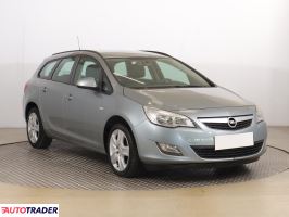 Opel Astra 2012 1.4 99 KM