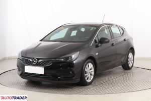 Opel Astra 2021 1.2 143 KM