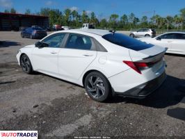 Hyundai Elantra 2025 2