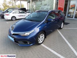 Toyota Auris 2017 1.8 136 KM Toyota Auris 2017 1.8 136 KM