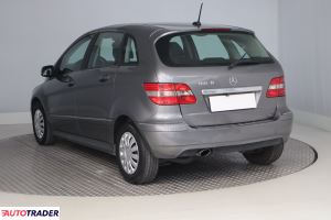 Mercedes B-klasa 2011 1.5 93 KM