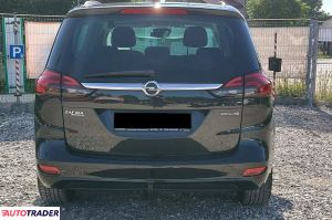 Opel Zafira 2014 1.4 140 KM