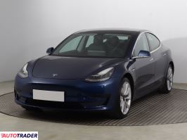 Tesla Model 3 2020 278 KM