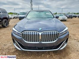 BMW 750 2020 4