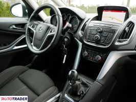 Opel Zafira 2015 1.6 120 KM