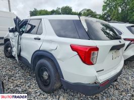Ford Explorer 2022 3