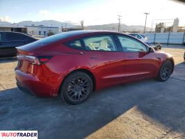 Tesla Model 3 2025