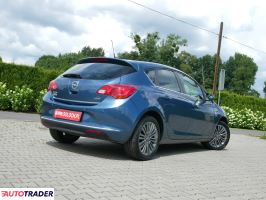 Opel Astra 2014 1.4 120 KM