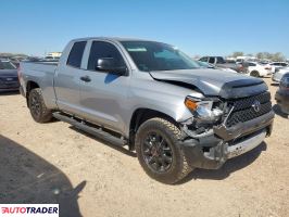 Toyota Tundra 2021 5