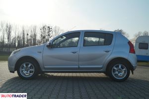 Dacia Sandero 2010 1.1 75 KM