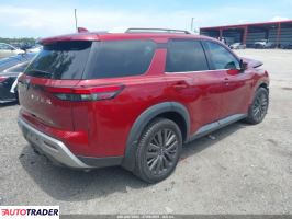 Nissan Pathfinder 2022 3