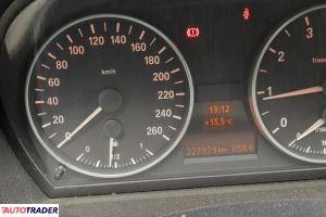 BMW 318 2007 2.0 125 KM