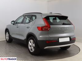 Volvo XC40 2023 1.5 127 KM