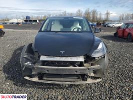 Tesla Model Y 2022 Tesla Model Y 2022