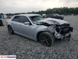 Chrysler 300C 2023 3