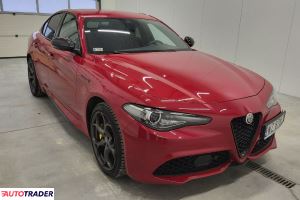 Alfa Romeo Giulia 2021 2.0 280 KM Alfa Romeo Giulia 2021 2.0 280 KM