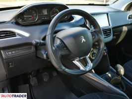 Peugeot 2008 2016 1.2 82 KM
