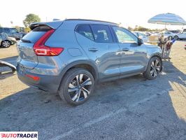 Volvo XC40 2023 2