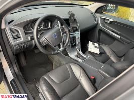 Volvo XC60 2017 2.0 149 KM