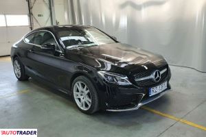 Mercedes C-klasa 2017 2.0 184 KM Mercedes C-klasa 2017 2.0 184 KM