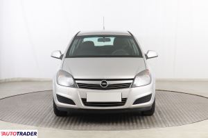 Opel Astra 2012 1.6 113 KM