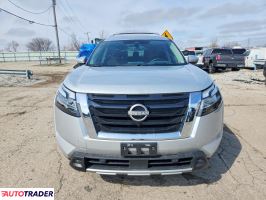 Nissan Pathfinder 2023 3