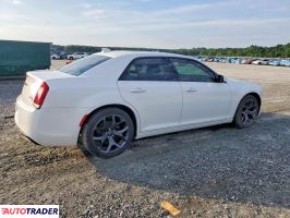 Chrysler 300C 2021 3