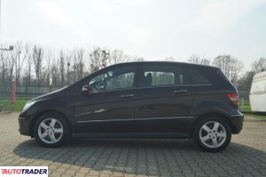 Mercedes B-klasa 2007 2.0 140 KM