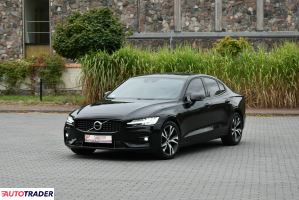 Volvo S60 2020 2.0 197 KM