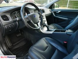 Volvo V60 Cross Country 2018 2.0 245 KM Volvo V60 Cross Country 2018 2.0 245 KM