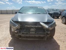 Nissan Versa 2020 1