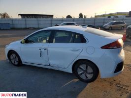 Hyundai IONIQ Hybrid 2022 1