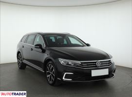 Volkswagen Passat 2022 1.4 214 KM