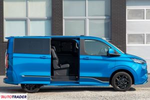 Ford Tourneo Custom 2025 2.5 232 KM