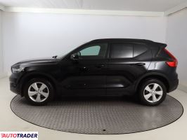 Volvo XC40 2021 1.5 160 KM