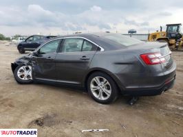 Ford Taurus 2019 3