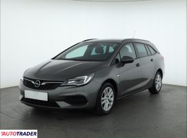 Opel Astra 2020 1.2 143 KM