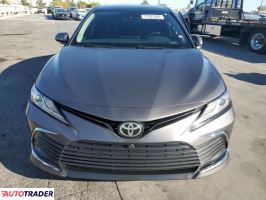 Toyota Camry 2021 3