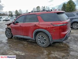 Nissan Pathfinder 2022 3