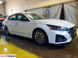 Nissan Altima 2025 2