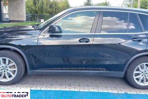 BMW X5 2020 3.0 340 KM