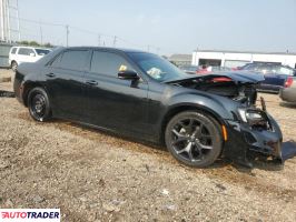 Chrysler 300C 2022 3
