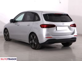 Mercedes B-klasa 2023 1.3 160 KM