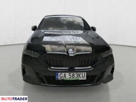 BMW 520 2023 2.0 197 KM