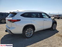 Toyota Highlander 2021 2 Toyota Highlander 2021 2