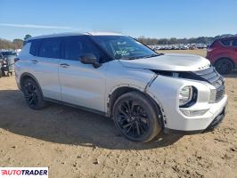 Mitsubishi Outlander 2023 2