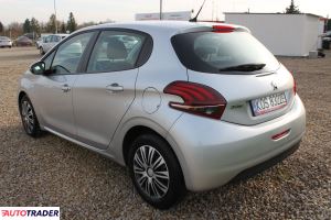 Peugeot 208 2018 1.6 100 KM Peugeot 208 2018 1.6 100 KM