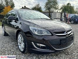 Opel Astra 2014 1.4 140 KM